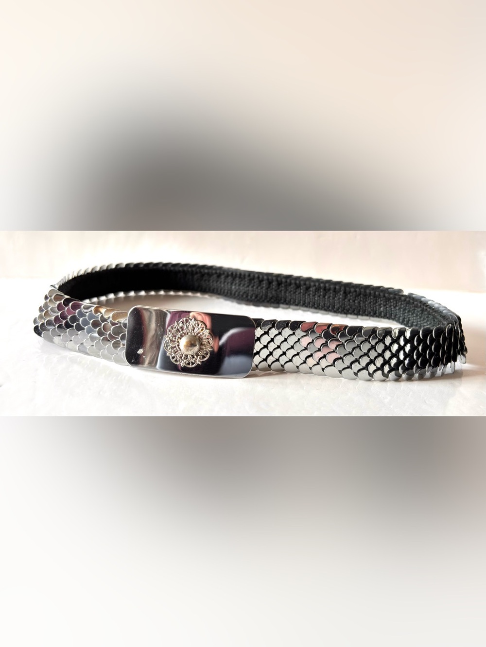 Vintage Ladies Belt has Silver Metal Fish Scales stretchy 22" to 30"